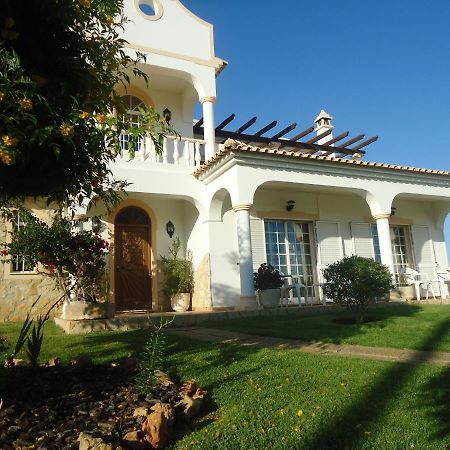 Bed and Breakfast Vivenda L'Olivier Quarteira Exterior foto