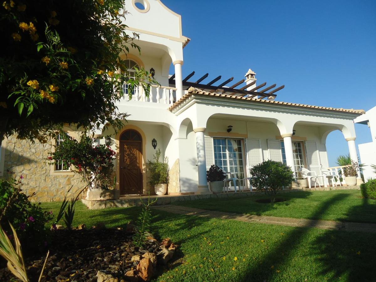 Bed and Breakfast Vivenda L'Olivier Quarteira Exterior foto